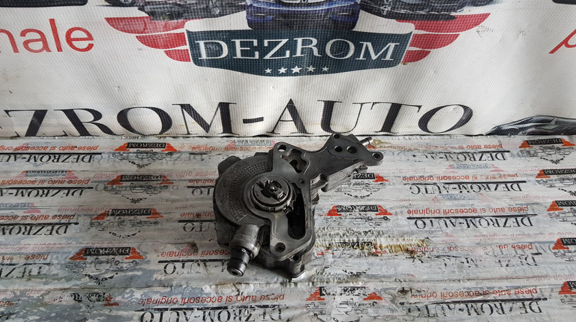 Pompa vacuum Audi A2 1.4 TDi 90 cai motor ATL cod piesa : 038145209K