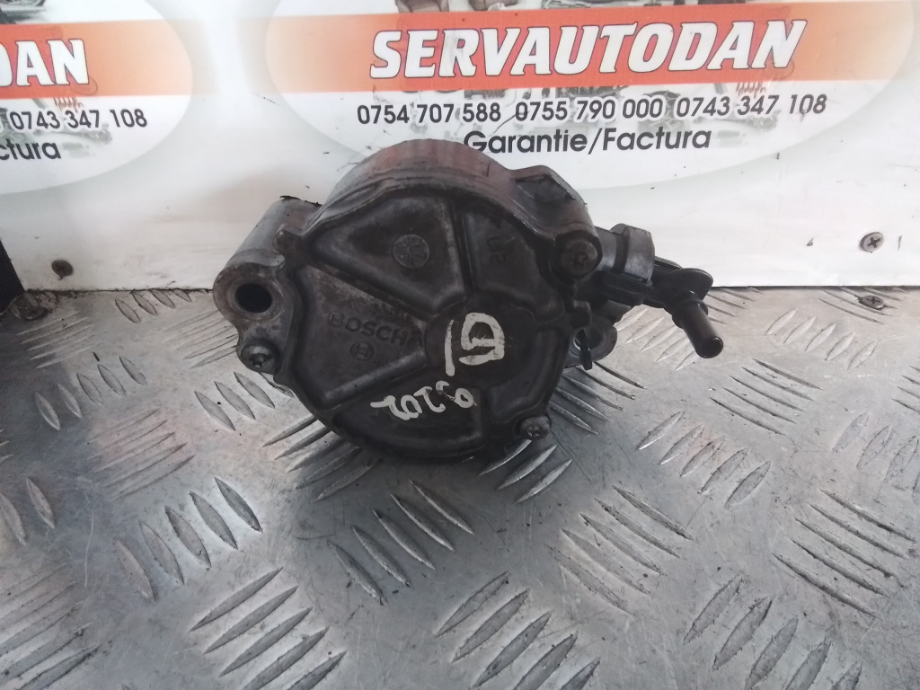 Pompa vacuum Ford Focus 1.6 Motorina 2005, D156-1C2