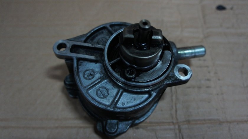 Pompa vacuum Mercedes C220 CDI W204 A6462300265