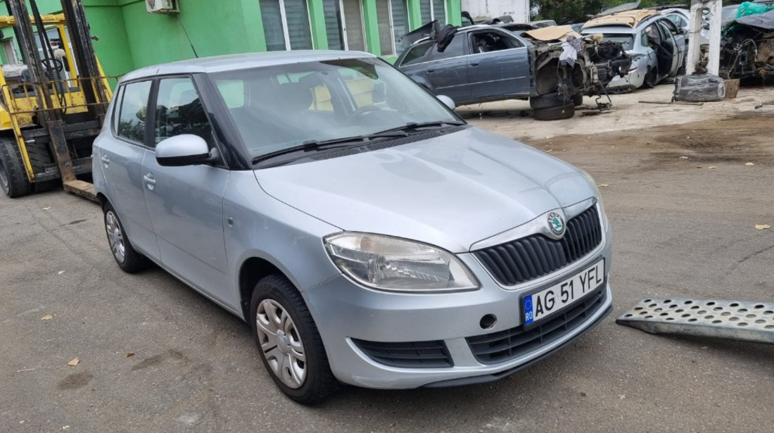 Pompa vacuum Skoda Fabia 2 2011 hatchback 1.6 tdi CAYA