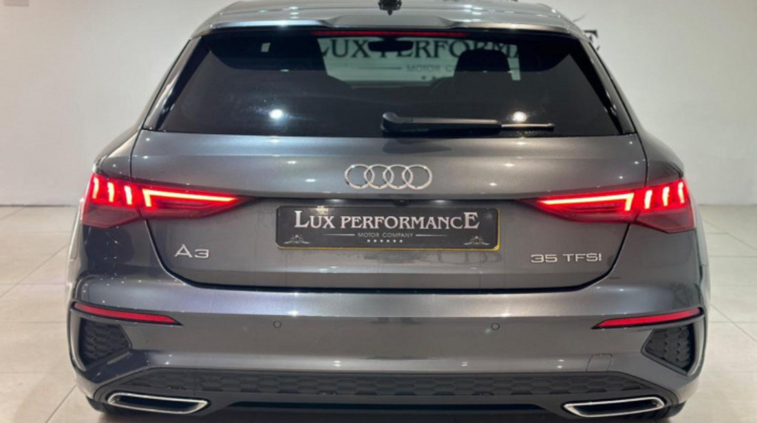 Prag stanga S-line Audi A3 4 (8Y) [2020 - 2020]