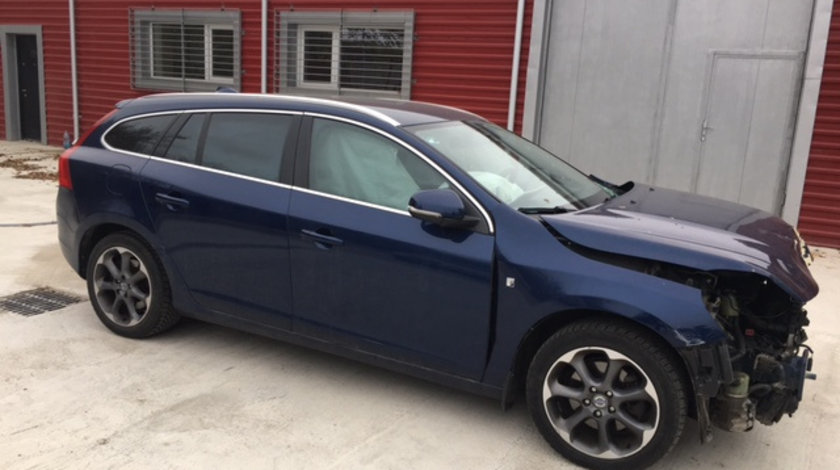 Prag stanga Volvo V60 an fab. 2010 - 2018