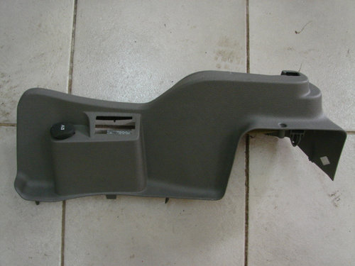 Priza bricheta suport polita portbagaj stanga Renault Laguna 2 [2001 - 2005] Liftback 1.9 DCi MT (12...