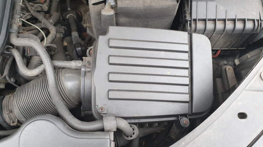 Priza Deflector Difuzor Captare Aer de pe Trager Trager Volkswagen Tiguan 1.4 TSI 2008 - 2018 [C3152]
