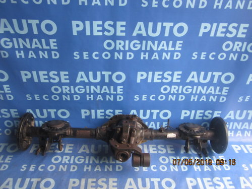 Punte spate Jeep Cherokee 3.7i v6; 52070344AC