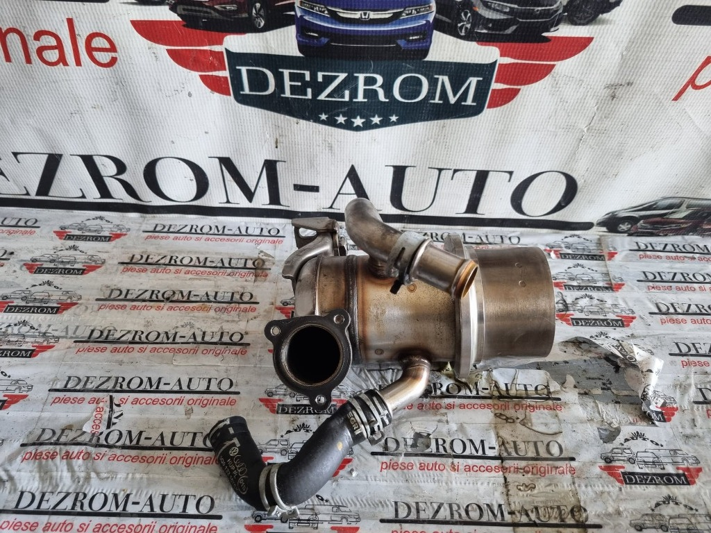 Racitor gaze + EGR Audi A3 8V 2.0 TDI 136 cai motor CRLC cod piesa : 04L131512D