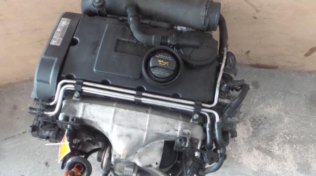 Racitor gaze VW Touran 2.0 TDI 103 kw 140 cp cod motor AZV