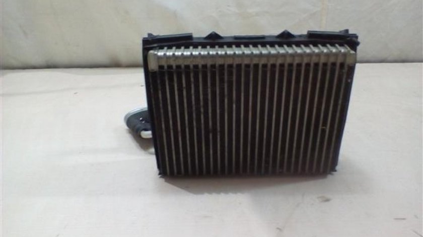 Radiator AC aeroterma VW Passat / Audi A4 An 2000-2004 cod 8D1820103D