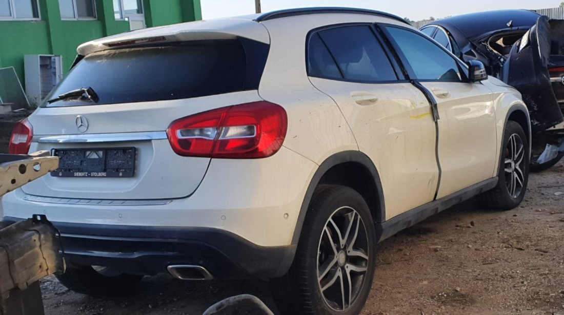 Radiator apa Mercedes GLA X156 2016 suv 1.6 benzina