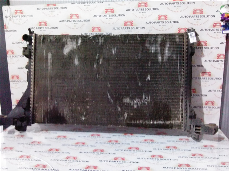 Radiator apa RENAULT MASTER 2.3 DCI an fabr. 2012