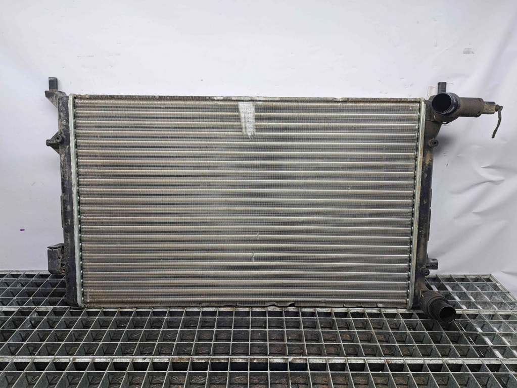 Radiator apa Seat Leon (1P1) [Fabr 2005-2011] OEM 1.6 Benz BSE 75KW / 102CP