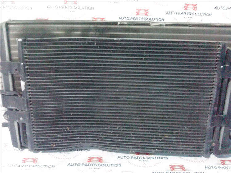 Radiator apa SKODA OCTAVIA 1, 1.4 benzina an fabr 2010