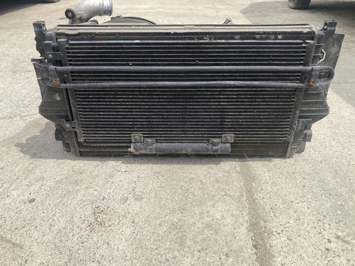 Radiator apa T4 2.5 Transporter Caravelle Multivan Ac Intercooler Ventilatoare