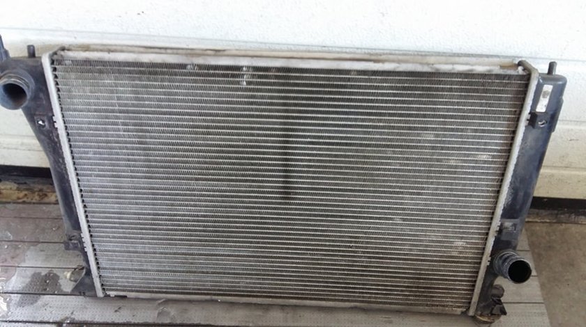 Radiator apa toyota avensis t25 2.2 d-4d d-cat 2003-2008 combi