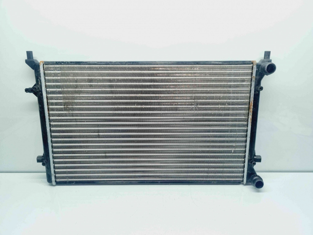 Radiator apa Volkswagen Golf 5 (1K1) [Fabr 2004-2008] OEM 1.6 Benz BLF 85KW / 115CP