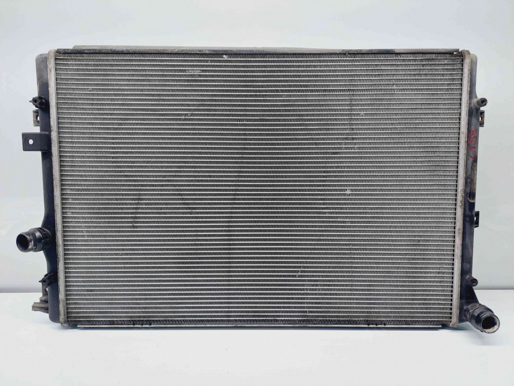 Radiator apa Volkswagen Tiguan (5N) [Fabr 2007-2016] OEM 2.0 TDI CBAB 103KW / 140CP