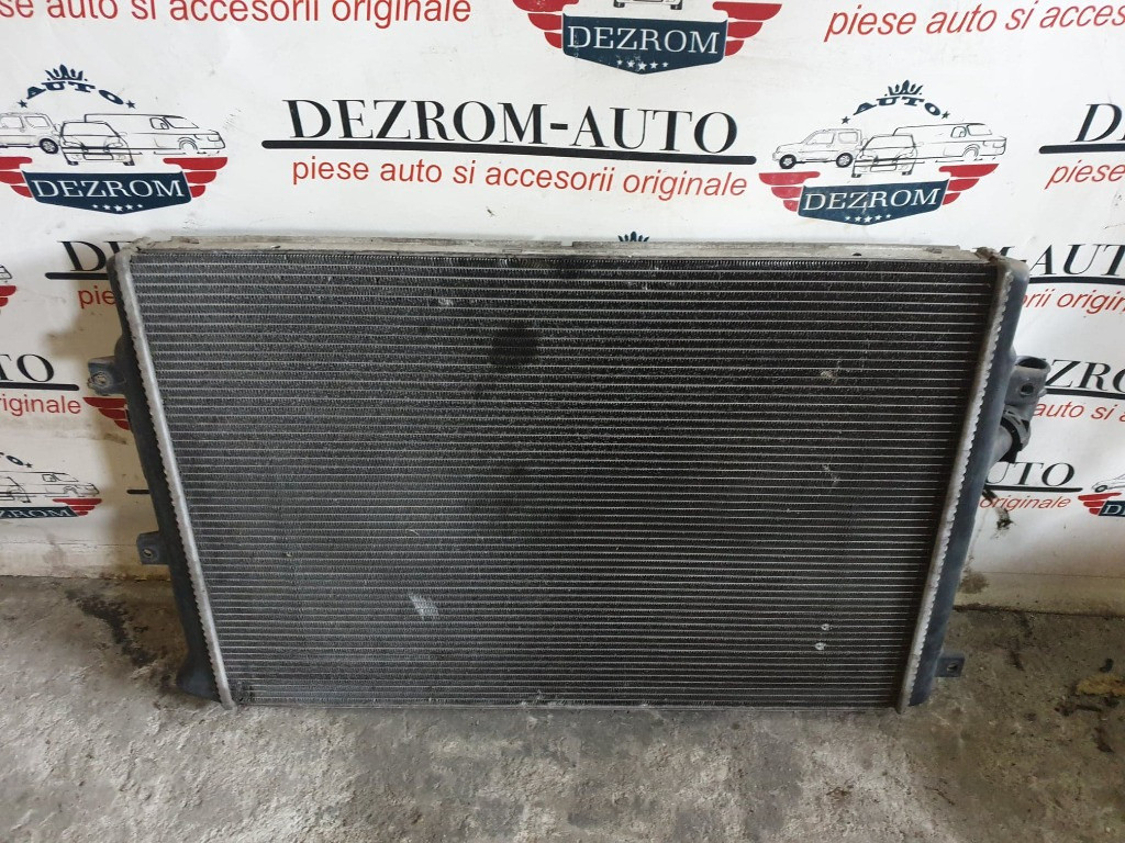 Radiator apa VW Caddy III 2.0 TDI 16V 140cp cod piesa : 3C0121253Q