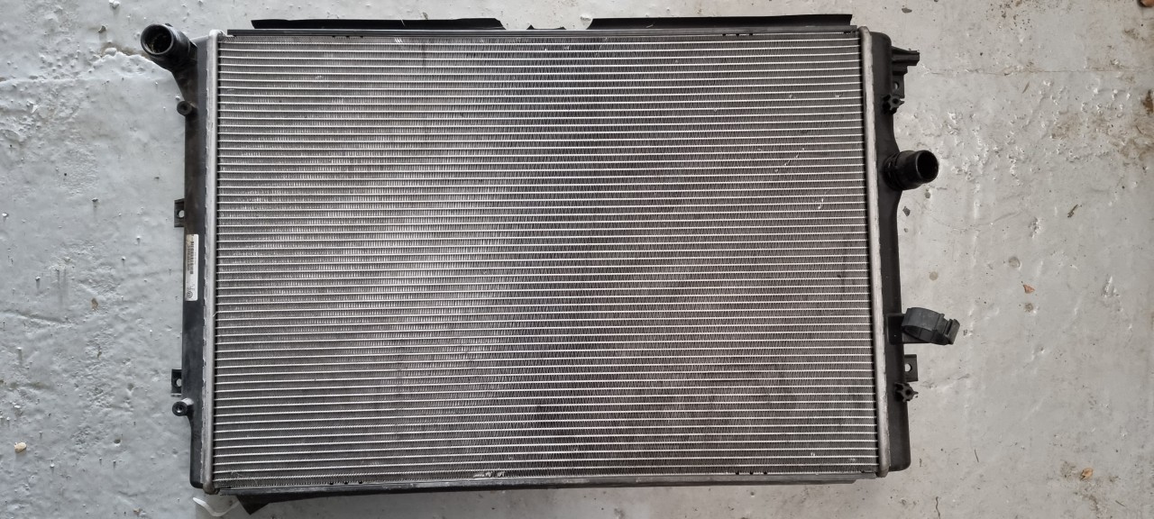 Radiator apa Vw Tiguan 2.0 TDI 2008 2009 2010 2011 2012