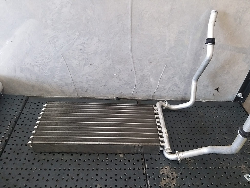 Radiator calorifer apa mercedes vito w639