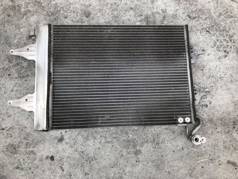 Radiator clima ac vw fox polo 9n skoda fabia 1 6q0820411j