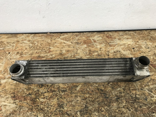 Radiator intercooler BMW 525 d E61 E60 combi 2009 (7795823)