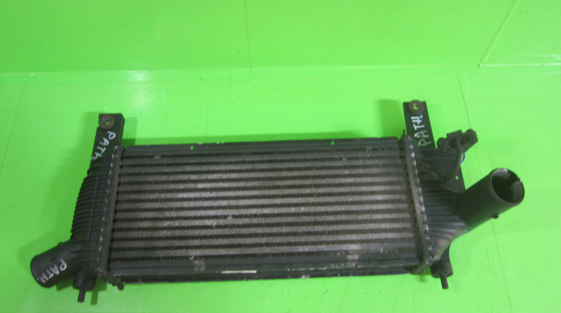 RADIATOR INTERCOOLER CU SENZOR NISSAN PATHFINDER 3 ( R51 ) 2.5 DCI 4x4 FAB. 2005 - 2012 ⭐⭐⭐⭐⭐