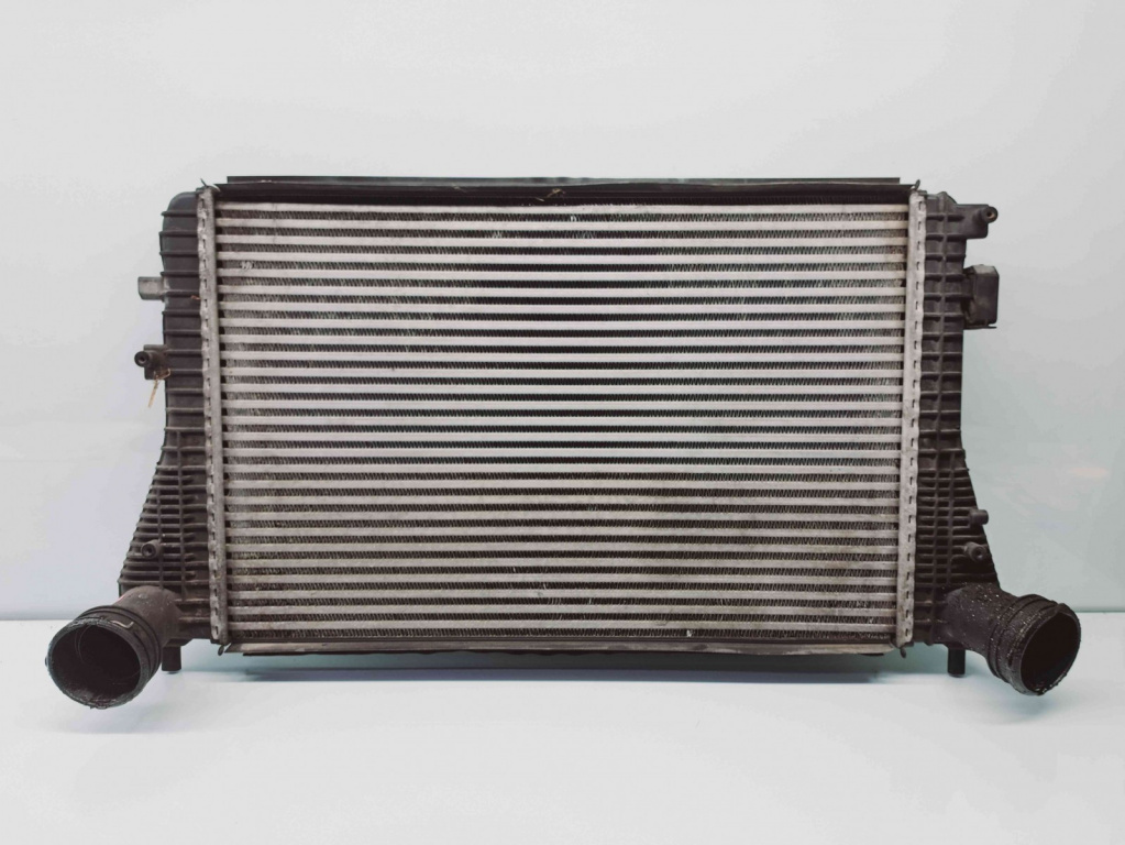 Radiator intercooler Volkswagen Golf 5 (1K1) [Fabr 2004-2008] 1K0145803A 2.0 TDI BKD