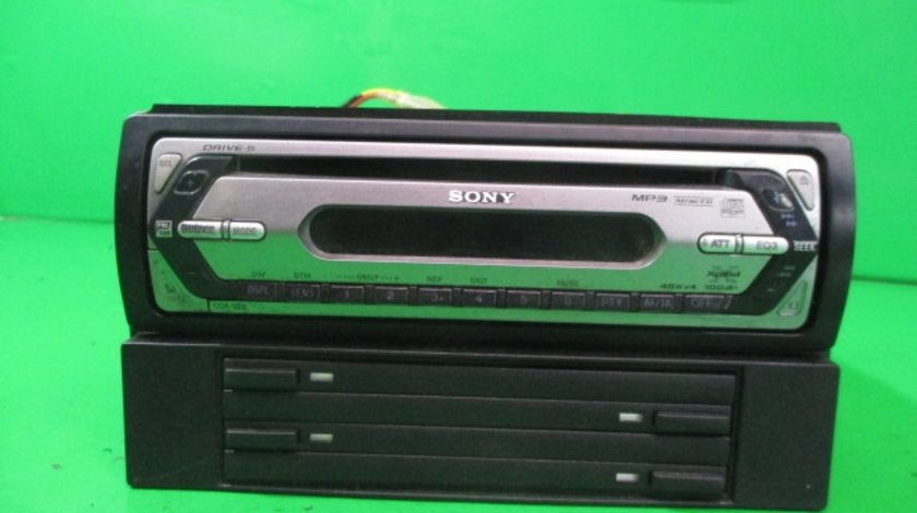 RADIO CASETOFON / CD PLAYER SONY + MAGAZIE CD-URI KIA SORENTO 1 FAB. 2002 – 2009 ⭐⭐⭐⭐⭐