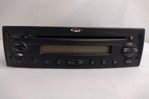 Radio CD BLAUPUNKT 7607005082 69500868 05370011133 IVECO Daily 3 [1999 - 2006]