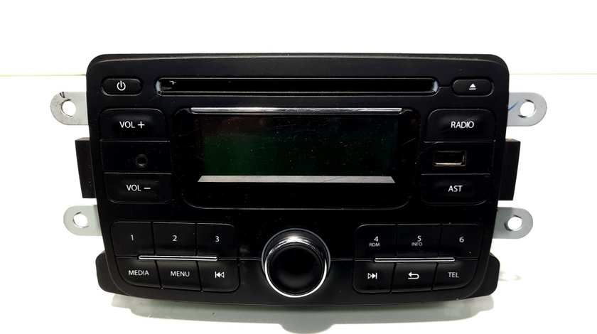 CD player auto Dacia Logan de vânzare.
