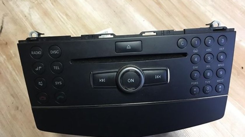 Radio CD Mercedes C class w204 2009