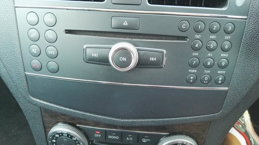 Radio cd Mercedes C-Class W204