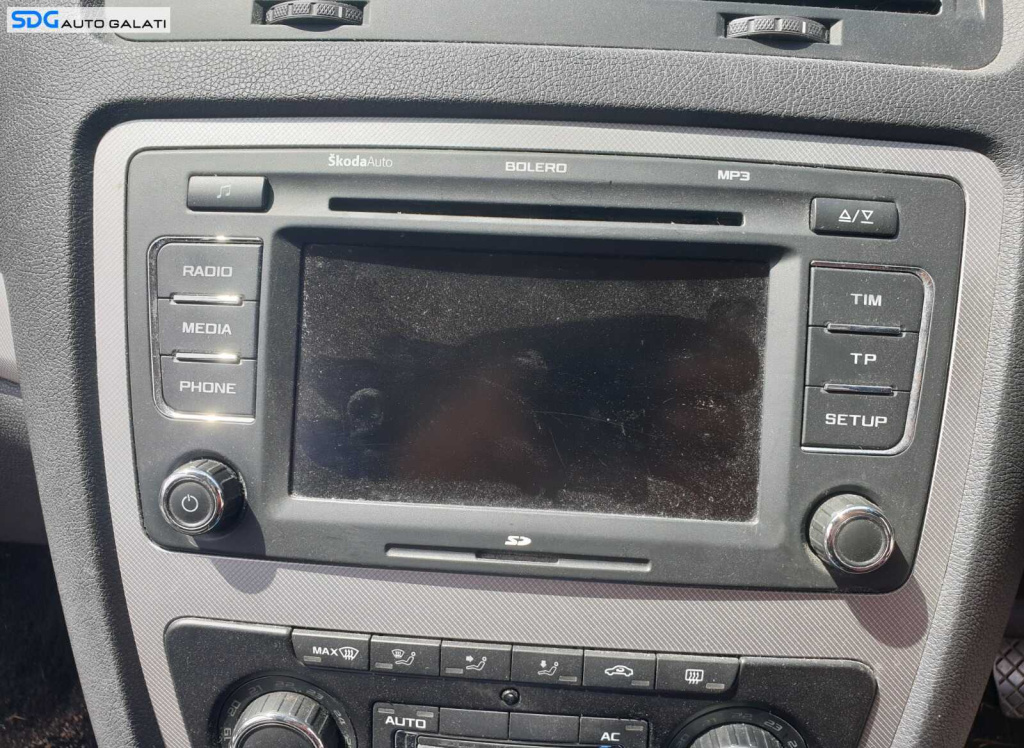 Radio CD Player Aux Auxiliar BOLERO Skoda Yeti 2010 - 2013