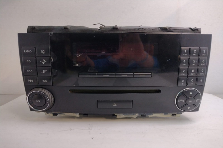 Radio CD Player COD 103 A2098700989 Mercedes-Benz CLK-Class