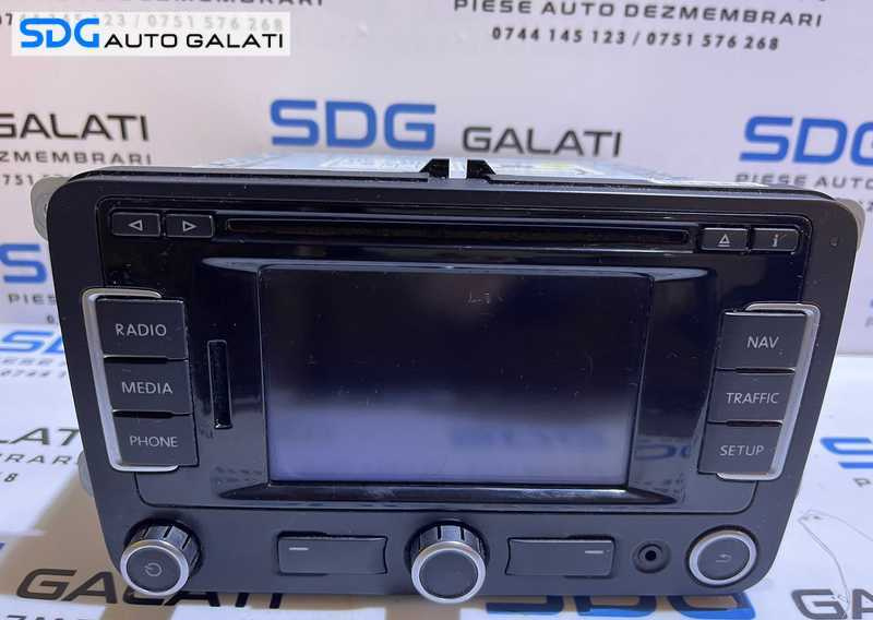 Radio CD Player Navigatie RNS 310 VW Caddy 2004 - 2011 Cod 3C0035270