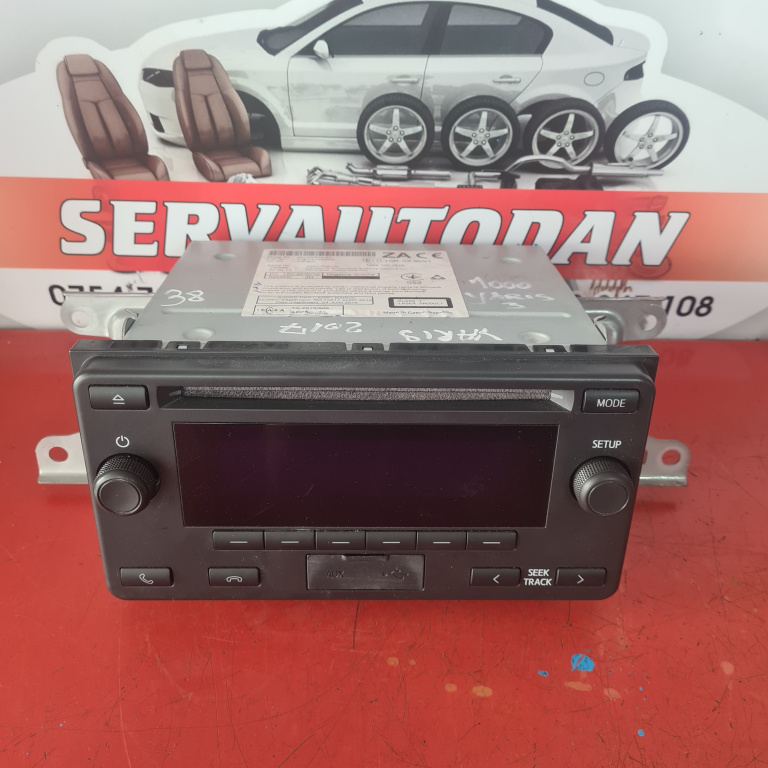 Radio CD Toyota Yaris 1.0 Motorina 2017, 86120-0DC20