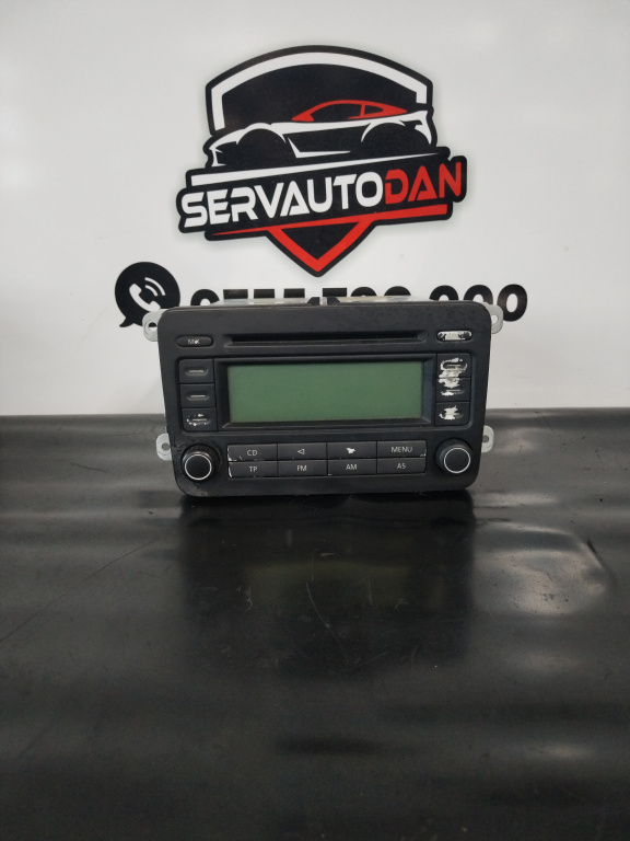 Radio CD Volkswagen Golf 5 1.6 Benzina 2005, 1K0035186J