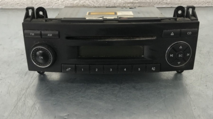 Radio CD VW Crafter 2.5 TDI Manual, 136hp sedan 2008 (cod intern: 42010)