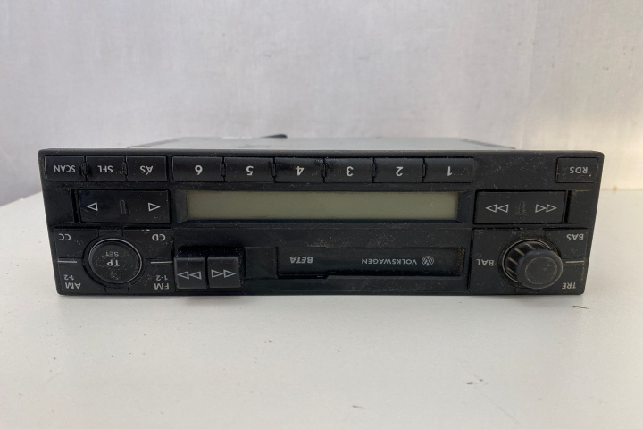 Radio original cu caseta 1j0035152e Volkswagen VW Passat B5 [1996 - 2000]