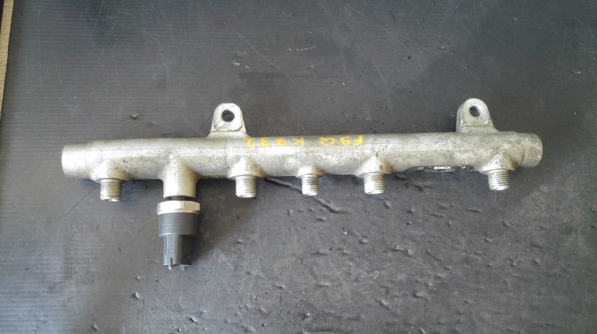 Rampa injectoare 1.9 dci f9q renault megane 0445214015