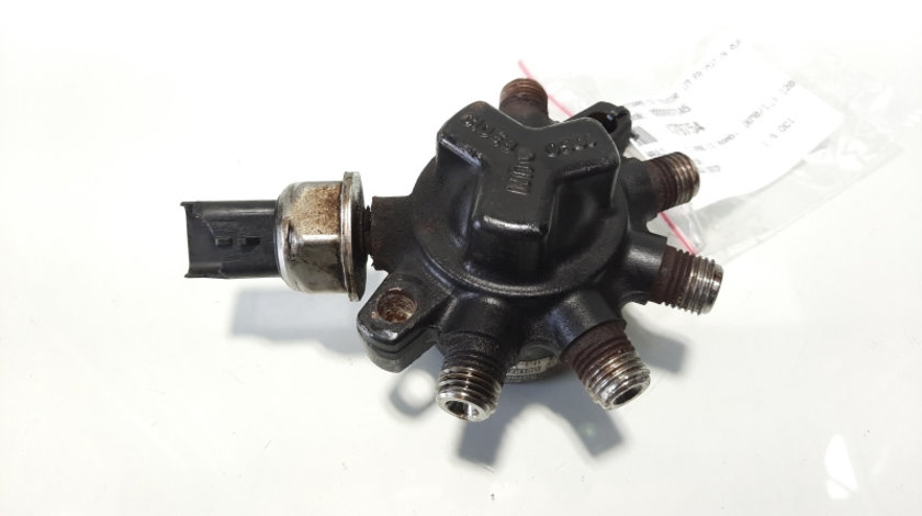 Rampa injectoare cu senzor, cod 8200057345, Renault Megane 2 Combi, 1.5 dci, K9KF728 (id:479754)