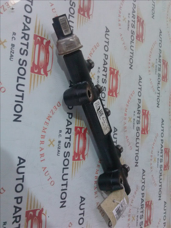 Rampa injectoare FORD FOCUS 3 2010-2014