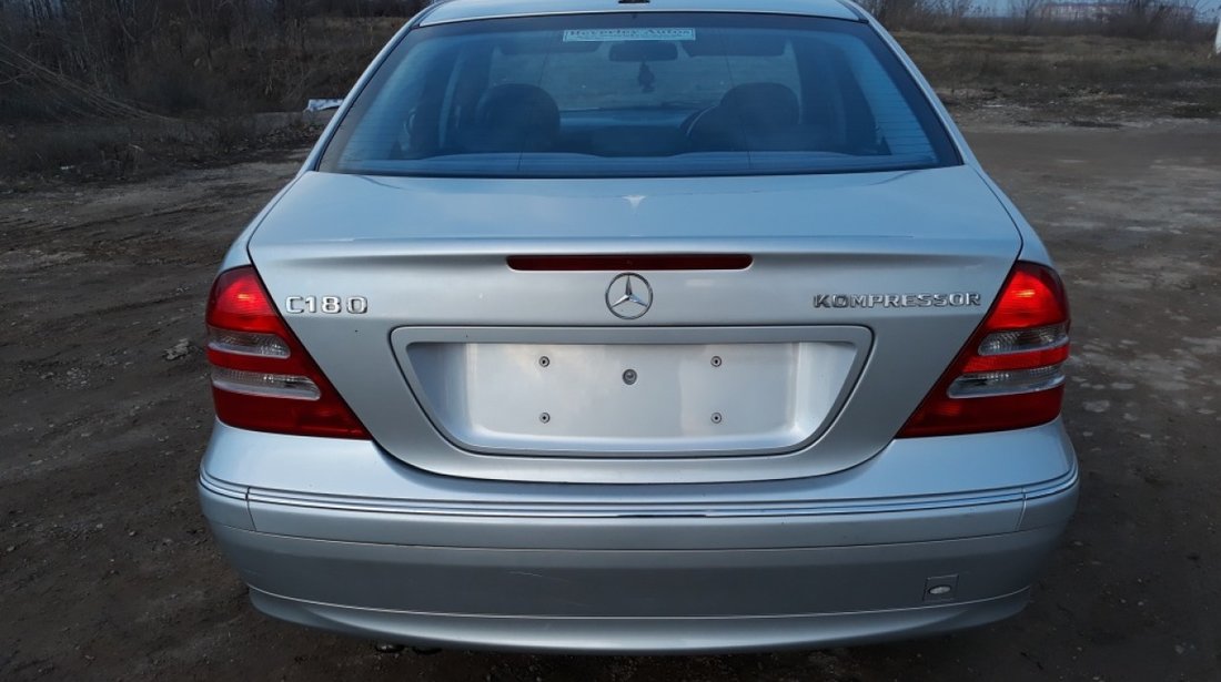 Rampa injectoare Mercedes C-CLASS W203 2004 berlina 1.8