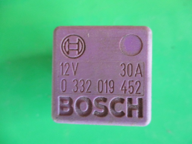 RELEU BOSCH POMPA COMBUSTIBIL ( MOV ) COD 90464759 / 0332019452 OPEL ⭐⭐⭐⭐⭐