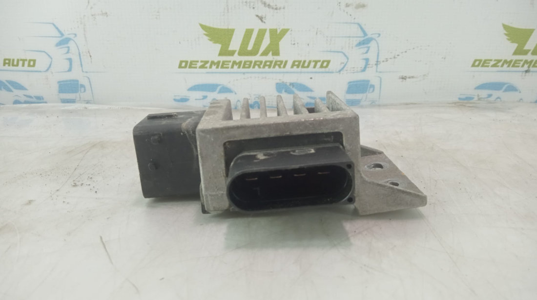 Releu bujii incandescente 271203982r Renault Clio 5 [2019 - 2023] 1.5 dci K9K 872