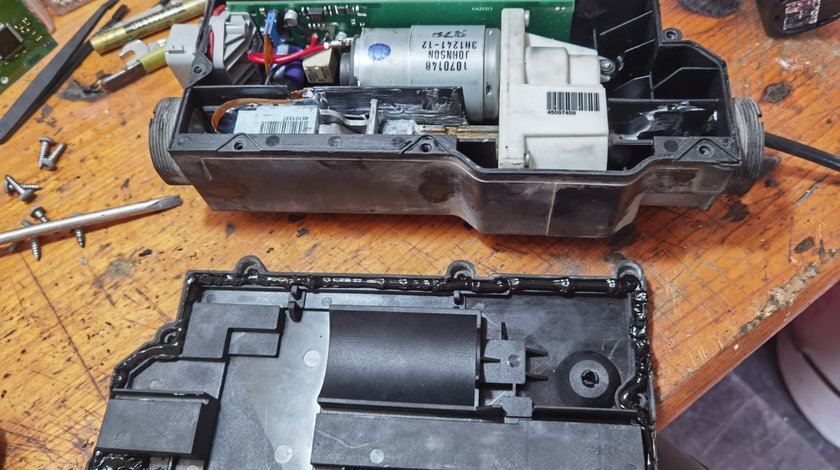 Repar calculator frana de mana BMW X5 E70 X6 E71 F01 F02 F15 F16 6 luni garantie