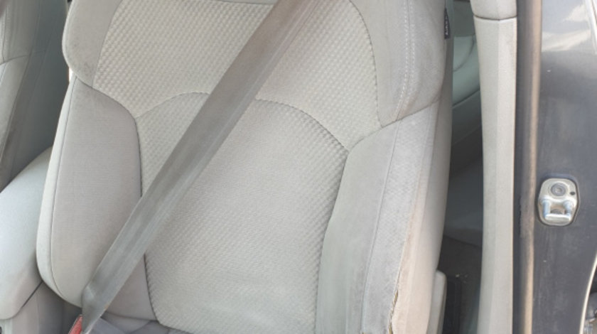 Scaun Stanga Fata Sofer cu Airbag Textil Fara Incalzire cu Defect Citroen C5 2008 - 2017 [C1331]