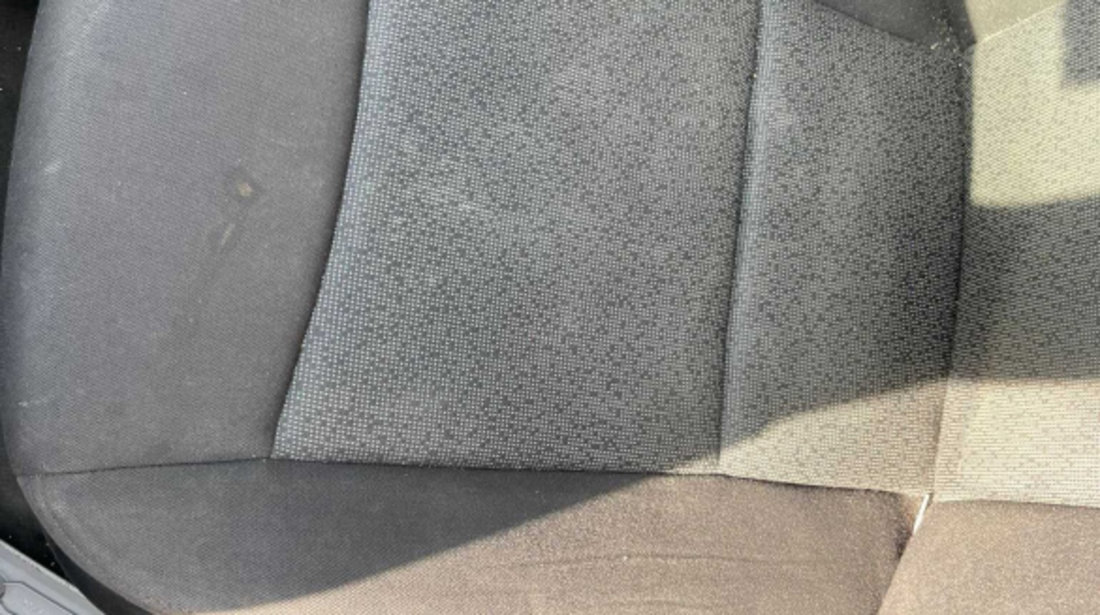 Scaun Stanga Fata Sofer Textil Fara Incalzire BMW Seria 3 E90 E91 2004 - 2011 [C0912]