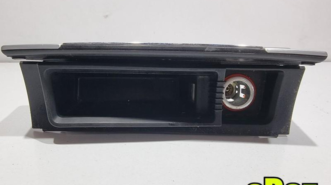 Scrumiera bord Volkswagen Passat B6 3C (2005-2010) 3C0863284G