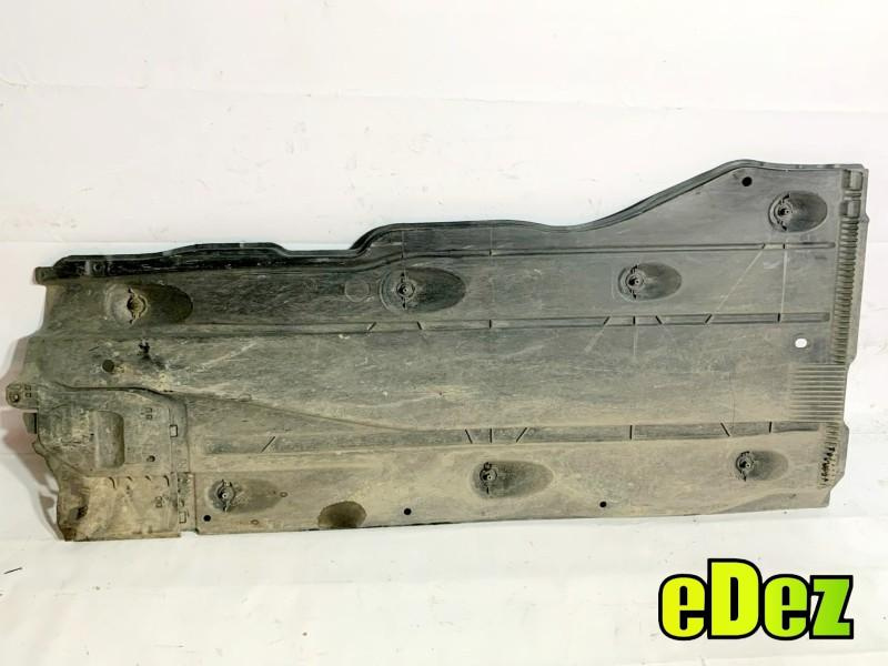 Scut lateral / caroserie dreapta Audi A3 (2012-2019) [8V1] 5Q0825202L